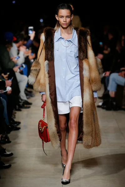 Look 31